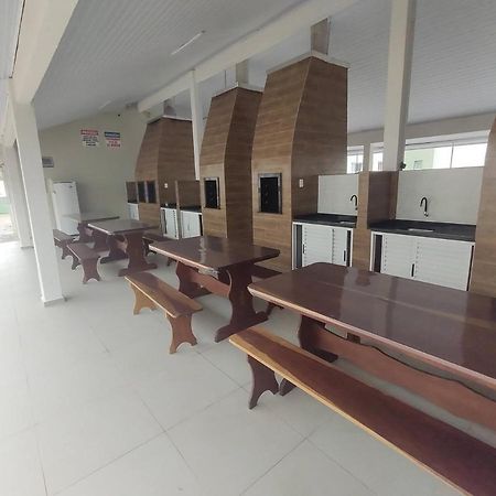 Apto Espetacular A 50 M Do Mar Em Condominio Com Piscinas Maravilhosas Guaratuba Exteriér fotografie
